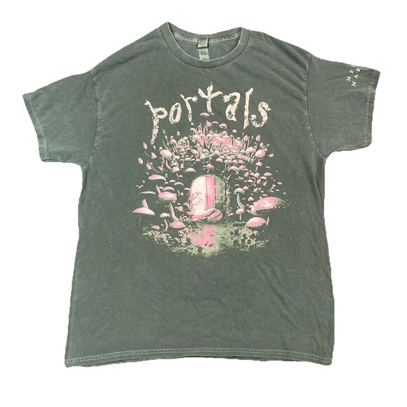 Hot Topic x Melanie Martinez Magic Mushroom Forest Door Portals Grunge T Shirt L - Picture 1 of 8